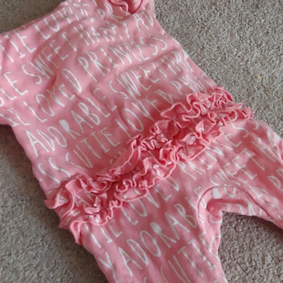 Baby onesie - Picture 2 of 2